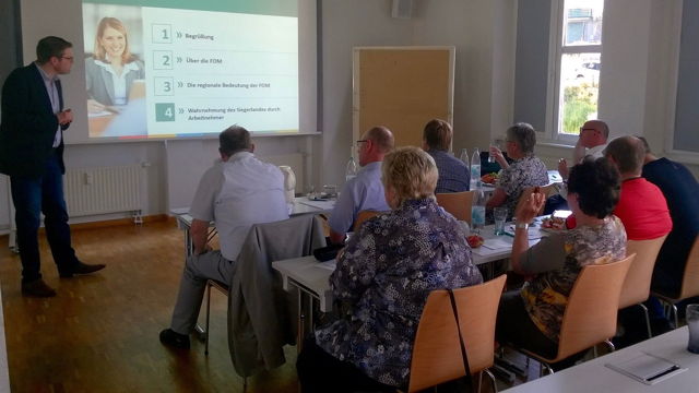 2016-07-21_Siegen_CDU-Kreistagsfraktion besucht FOM_Foto_privat_02