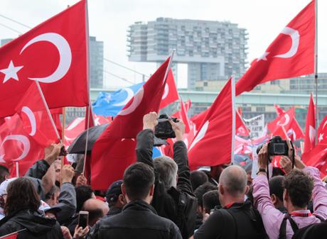 Erdogan-Demo-Köln-31-07-2016-Deutzer-Werft (49)