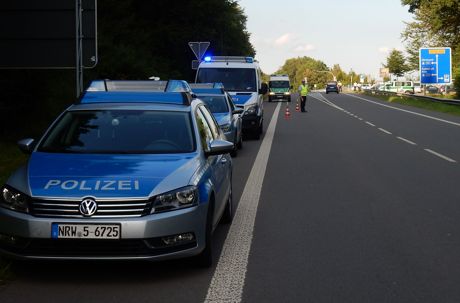 2016-08-18_Olpe_großkontrolle_(c)_Polizei_Olpe (2)